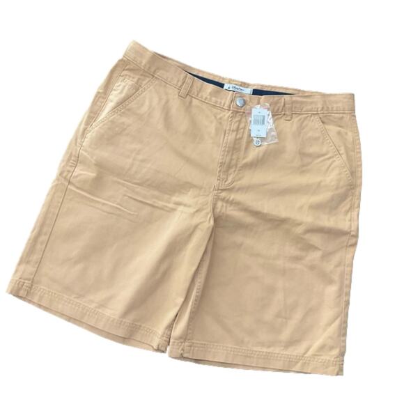 Disney Men’s Shorts 1928 Mickey Mouse Size 38 NWT - Picture 2 of 6